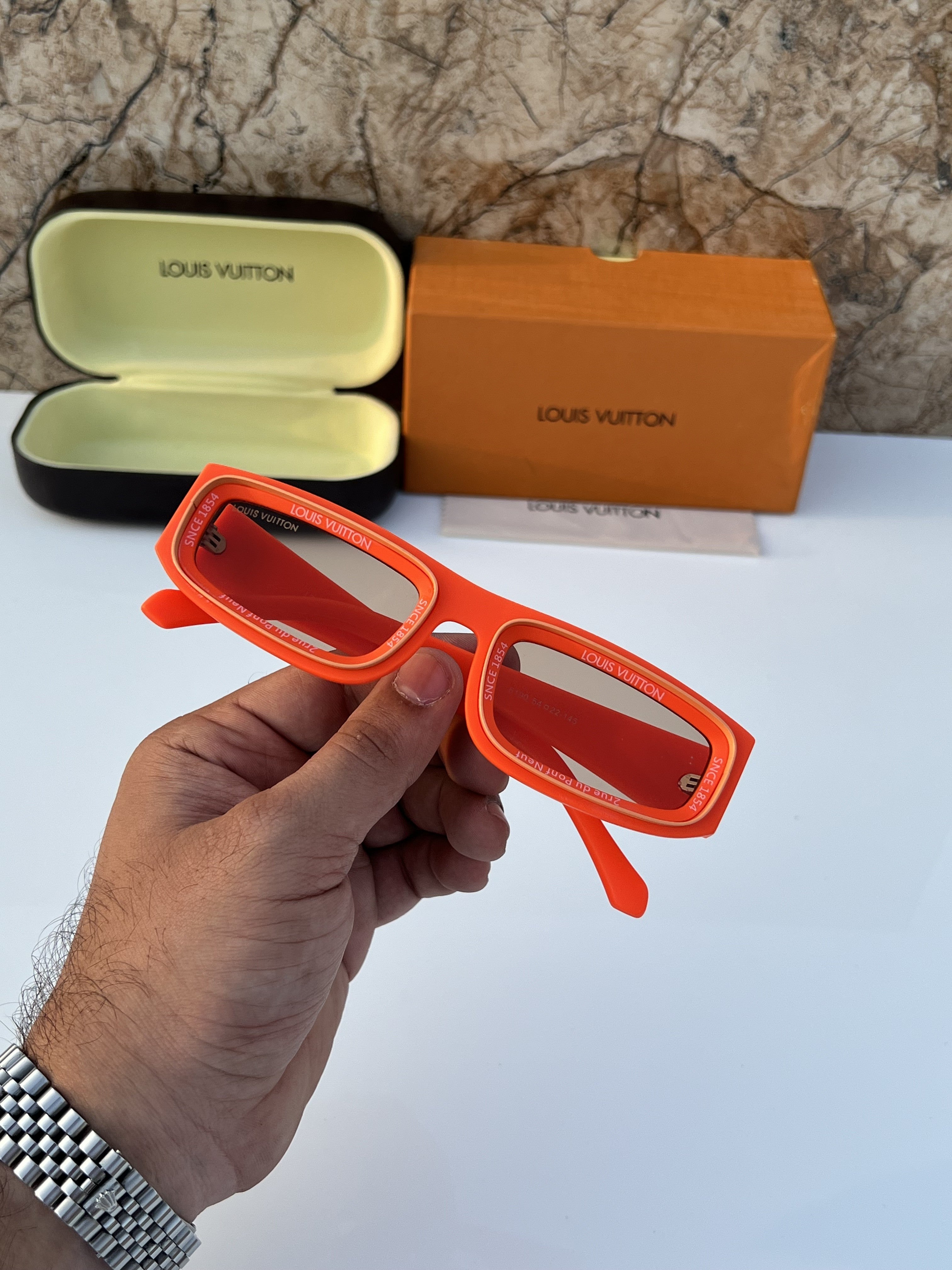 6190_orange