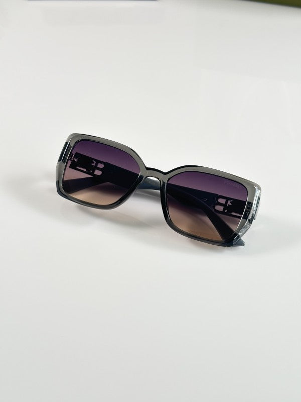 08_grey black