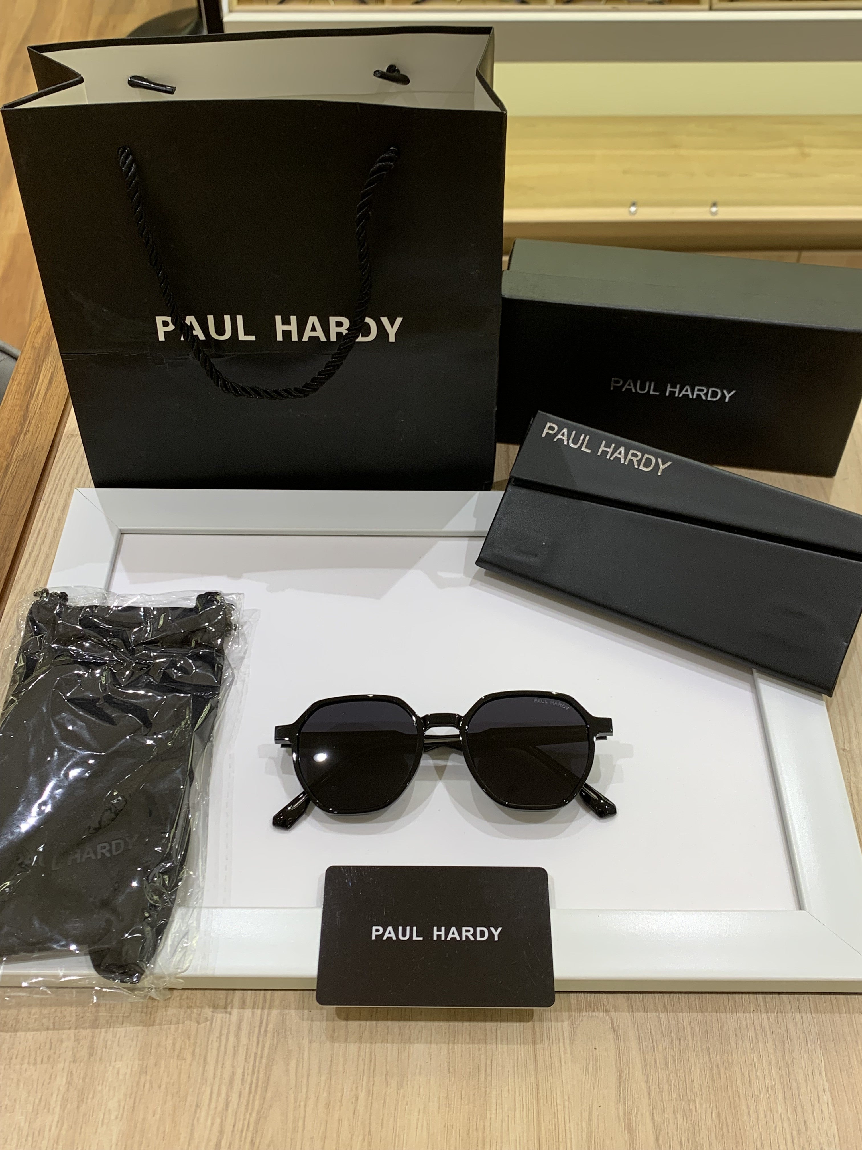 10046 full black
