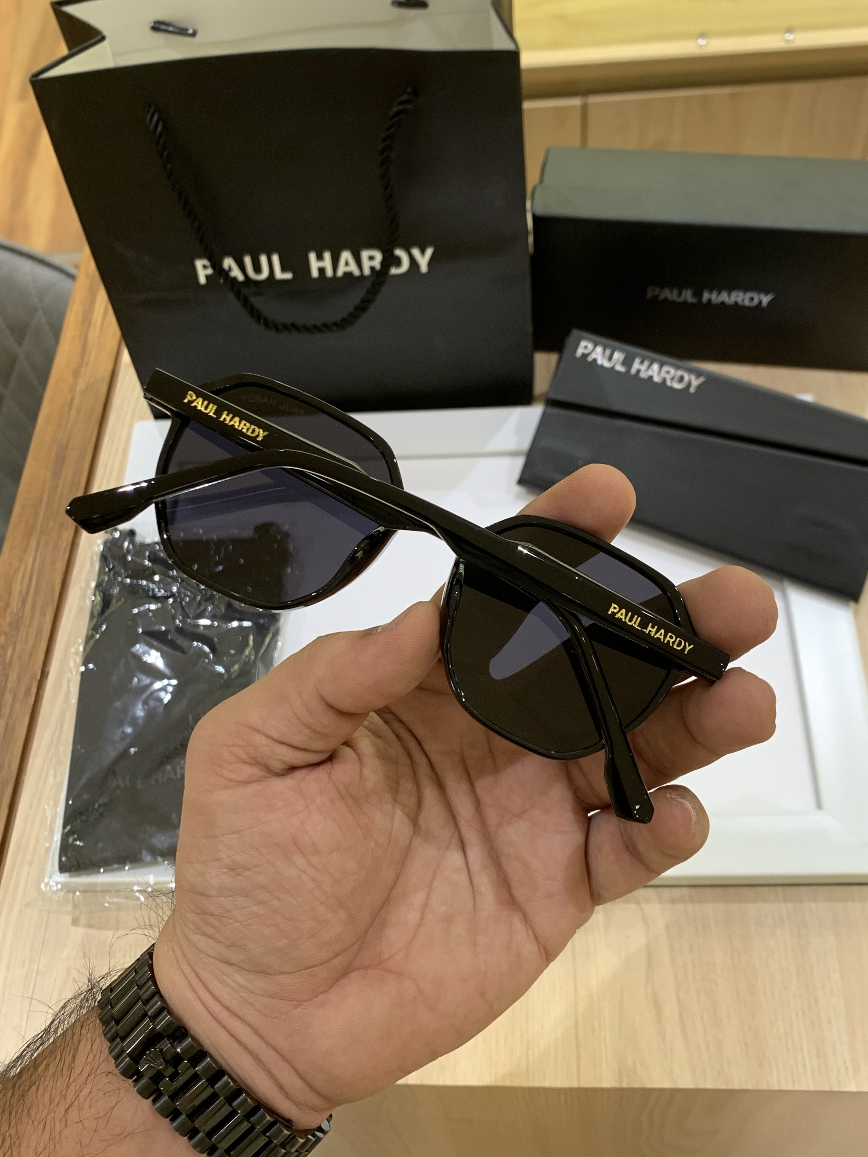 10046 full black