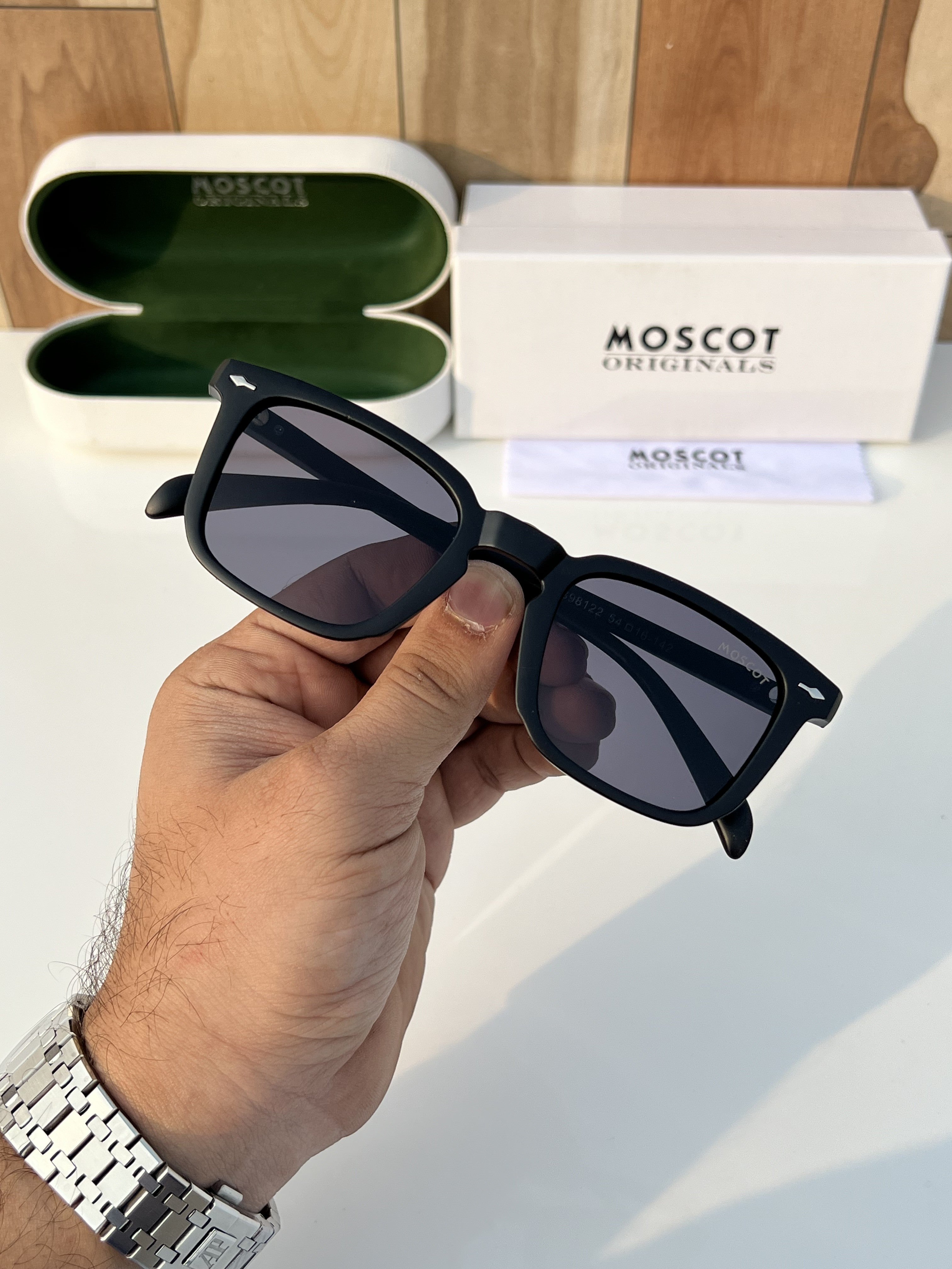 98122_matt_black
