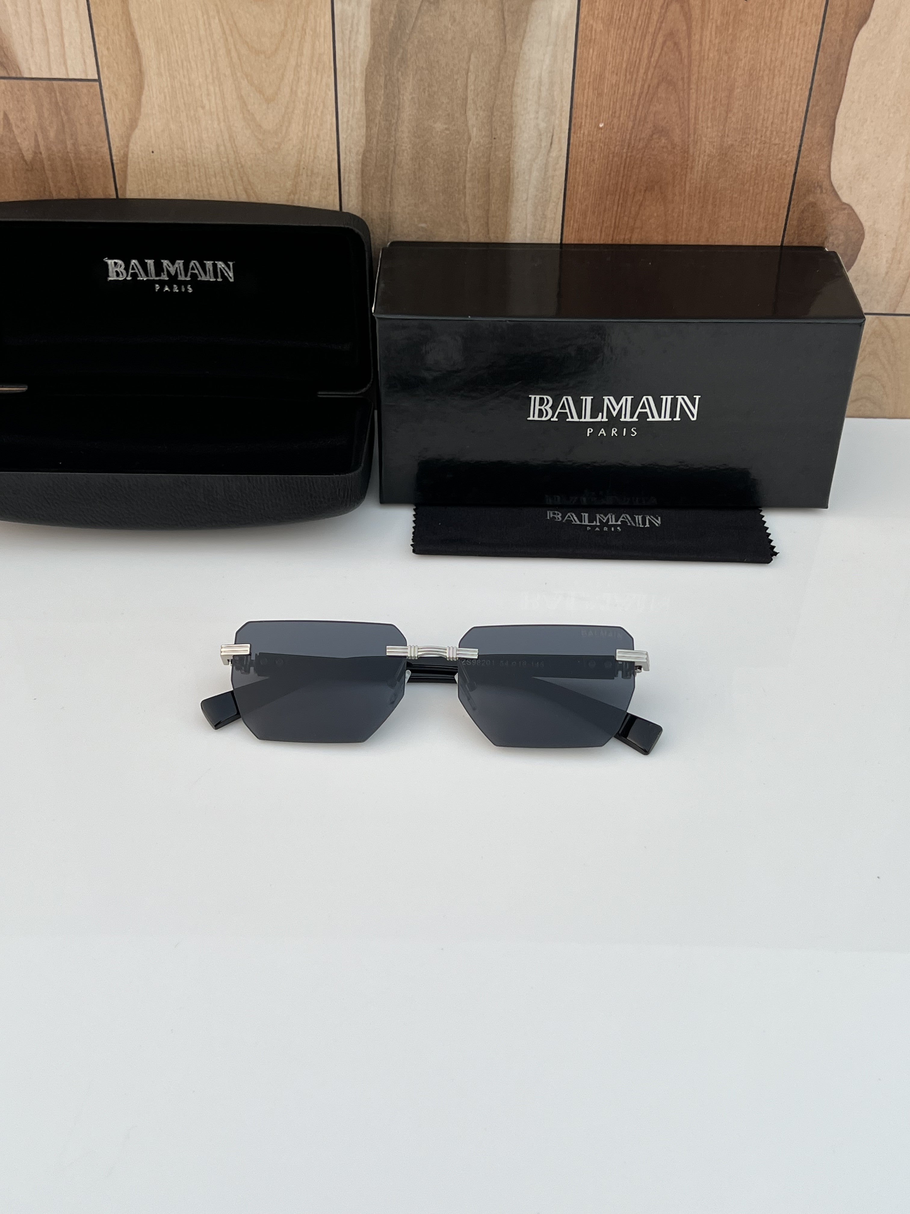 2038_full black