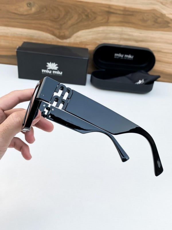 Mi_u miu black 22049