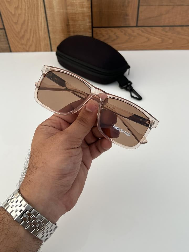 Tommy_hilfiger_2312_peach