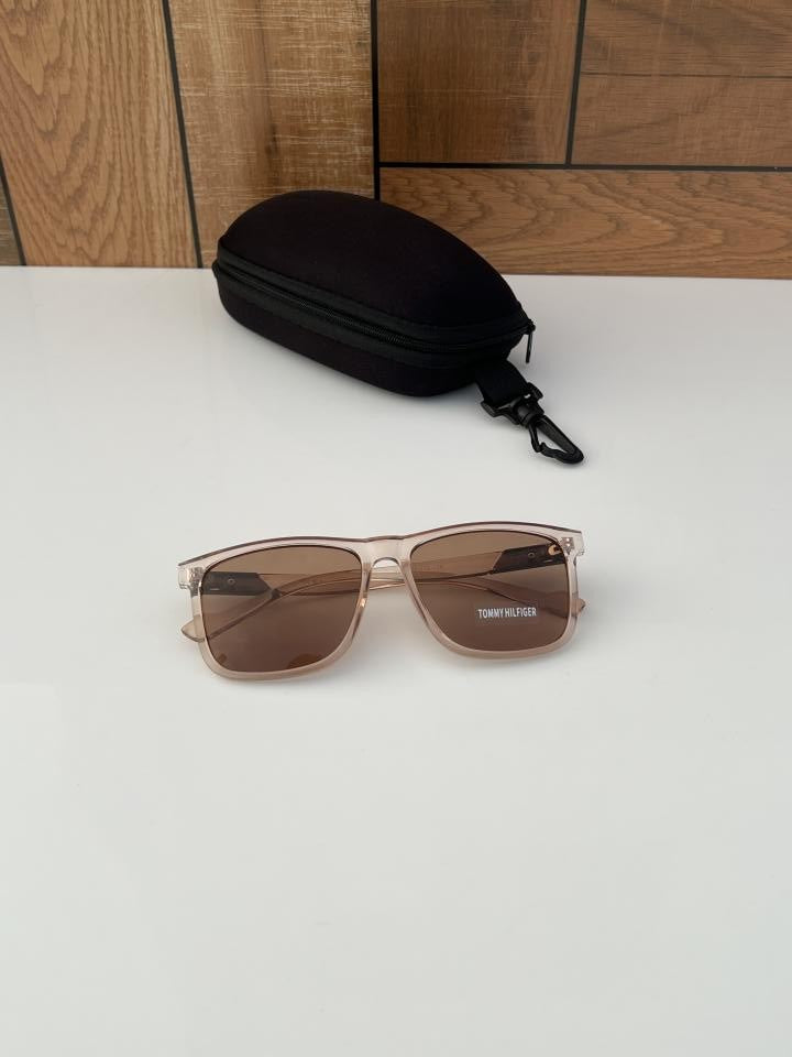 Tommy_hilfiger_2312_peach