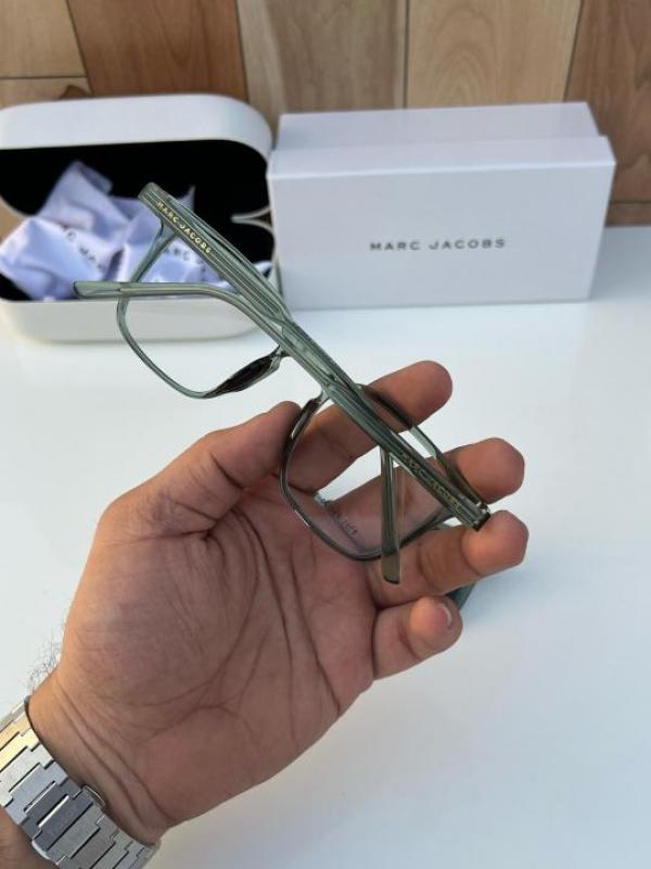 Marc_jacobs_attachment_green