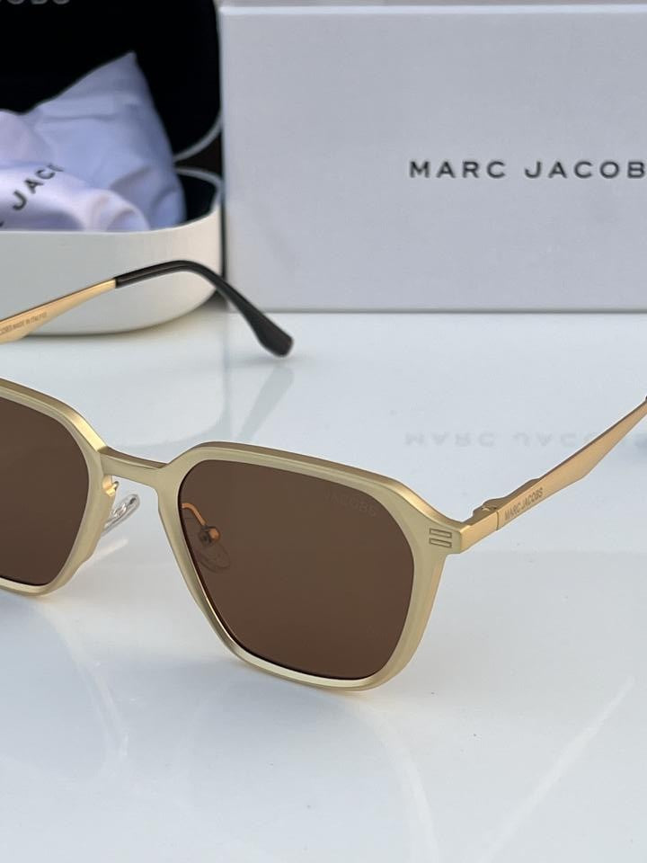 Marc_jacobs_502_gold_brown