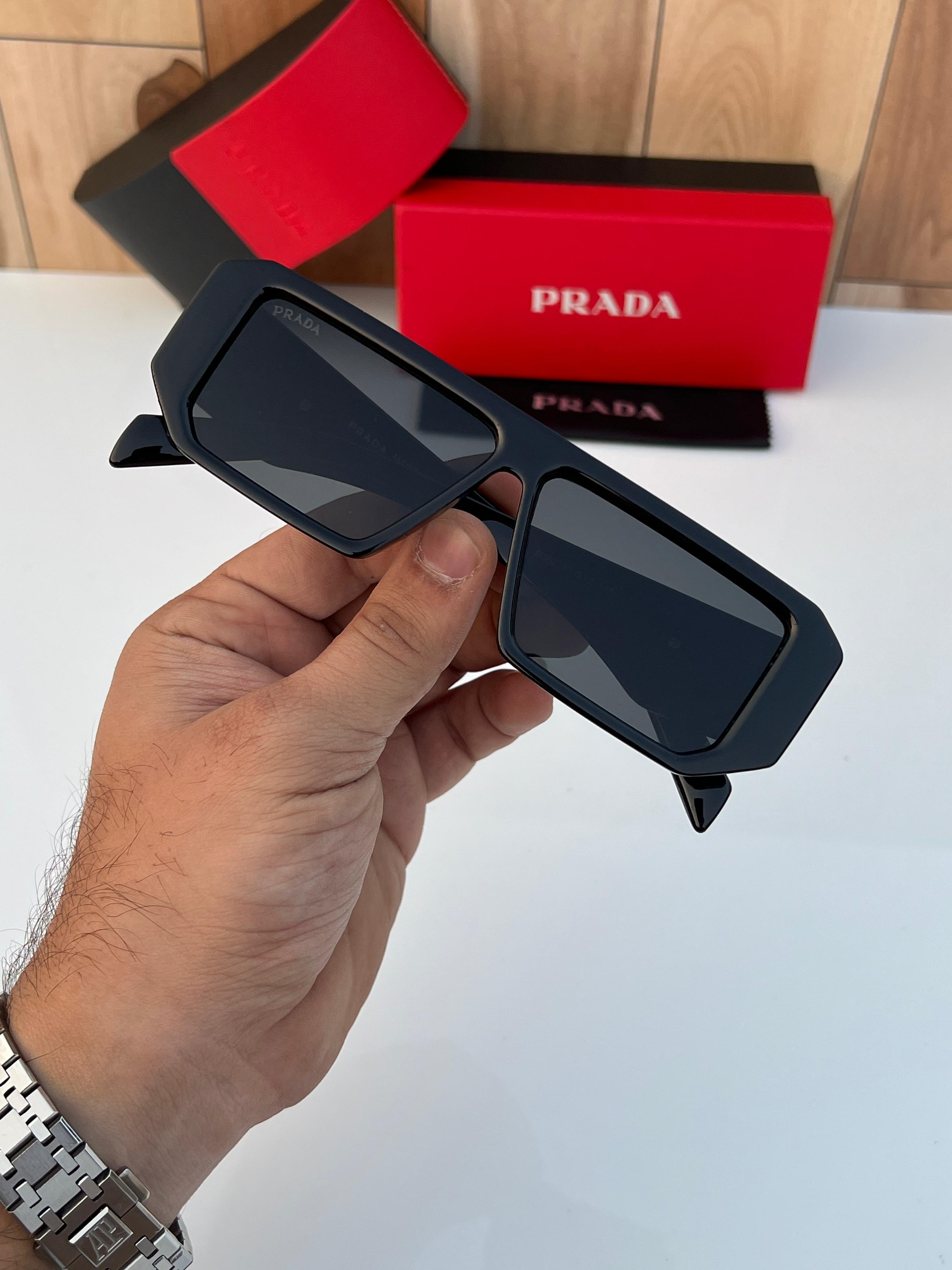 Prada_Celebrity choice sunglasses 7AAA