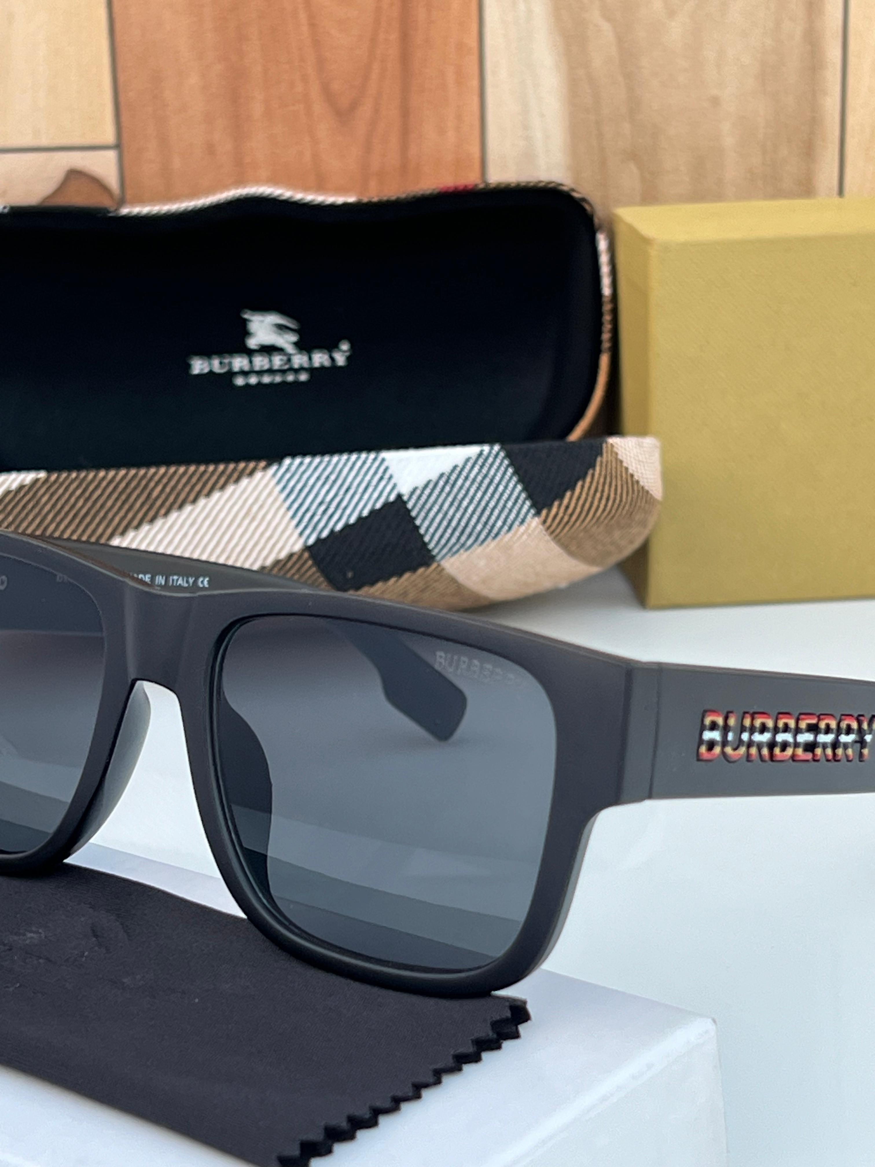 Luxurious Aaa quality sunglass