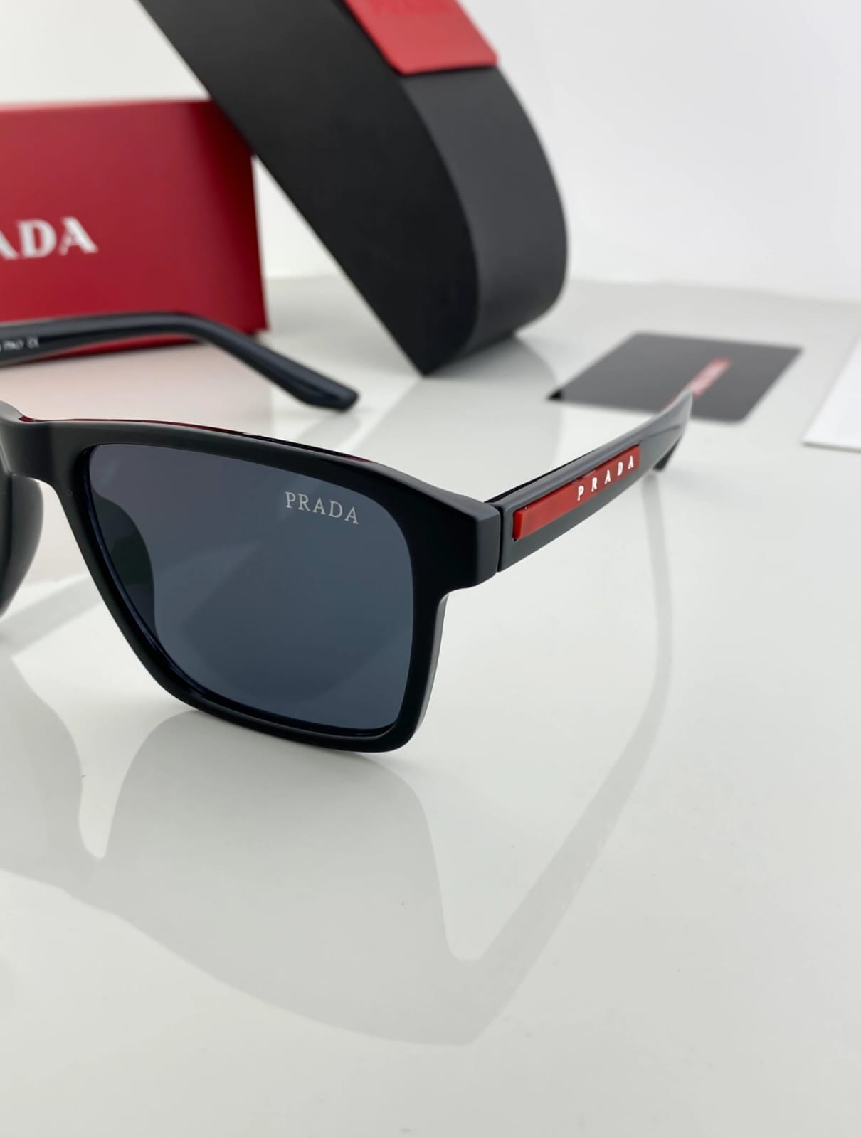 Prada_3835_black