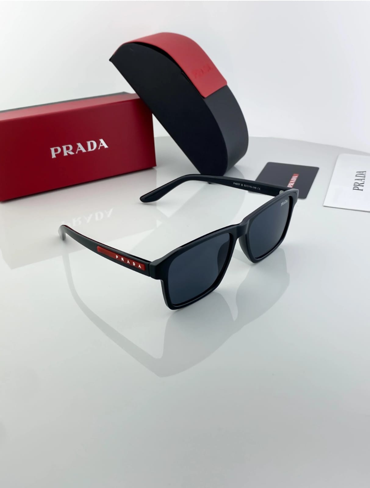Prada_3835_black
